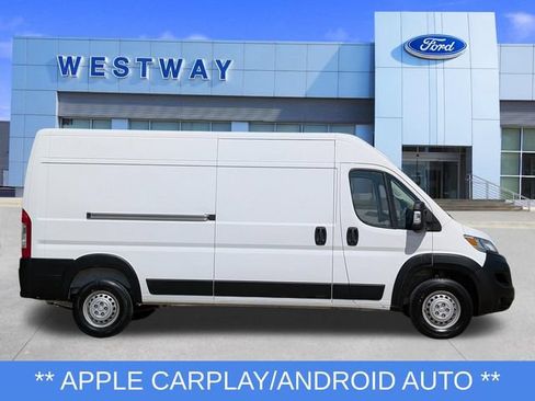 Used 2024 RAM ProMaster 2500 w/ Convenience Group FWD image 2