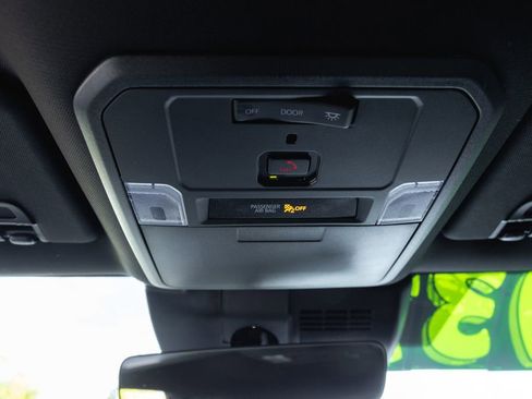 Certified 2024 Toyota Tacoma TRD Off-Road image 23