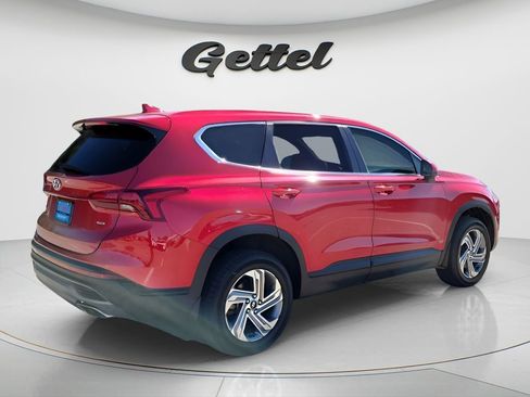 Used 2023 Hyundai Santa Fe SE image 4