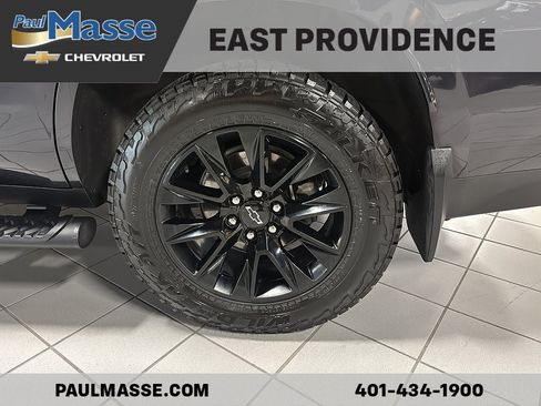 Certified 2024 Chevrolet Tahoe Z71 w/ Z71 Off-Road Package AWD/4WD image 8