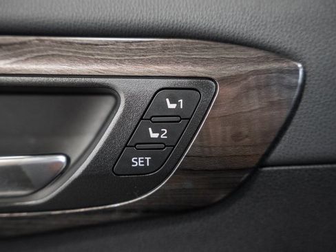 New 2026 Toyota Highlander Platinum image 42