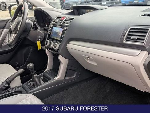 Used 2017 Subaru Forester 2.5i Premium AWD/4WD image 26
