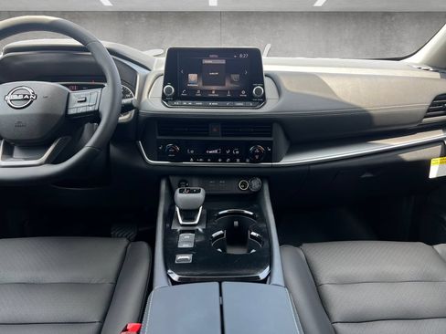 New 2026 Nissan Rogue Dark Armor FWD image 4