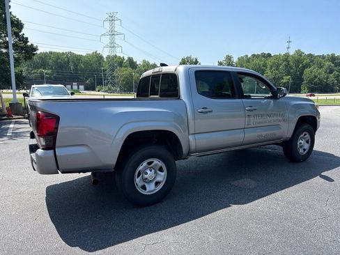 Used 2020 Toyota Tacoma SR w/ SR Convenience Package RWD image 5