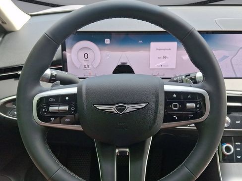 New 2026 Genesis GV70 2.5T Advanced AWD/4WD image 17