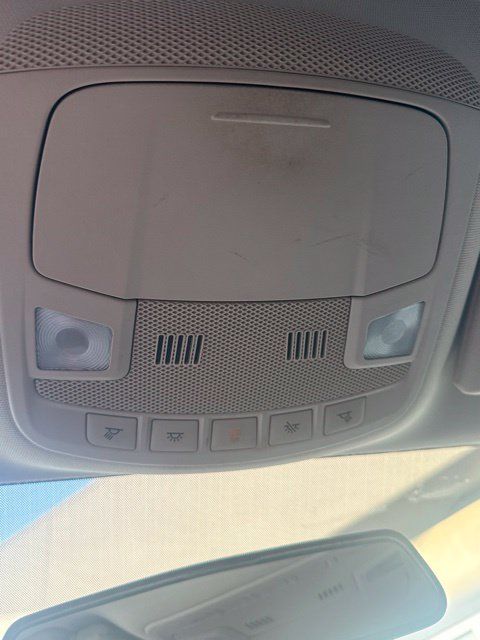 Used 2017 Ford Fusion SE w/ Fusion SE Technology Package FWD image 23