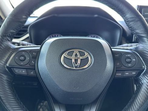 Used 2021 Toyota RAV4 XLE w/ Convenience Package AWD/4WD image 22