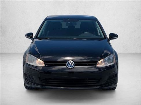 Used 2017 Volkswagen Golf S FWD image 2