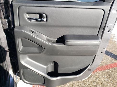 Certified 2025 Nissan Frontier SV w/ SV Convenience Package image 23