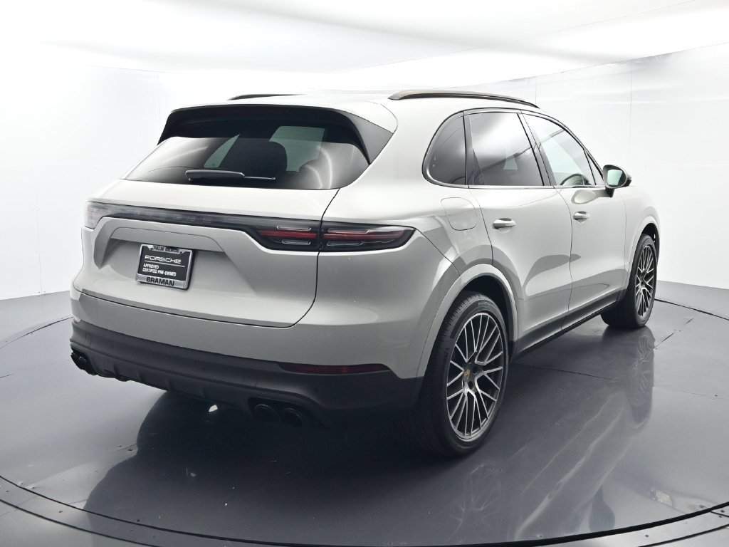 Certified 2023 Porsche Cayenne AWD/4WD image 14