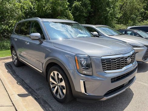 Used 2021 Kia Telluride S AWD/4WD image 3