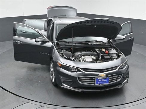 Used 2018 Chevrolet Malibu Premier w/ Premier Sun and Wheel Package image 52