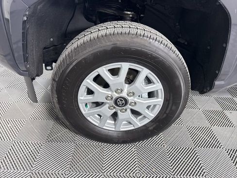 Used 2025 Toyota Tacoma SR5 image 9