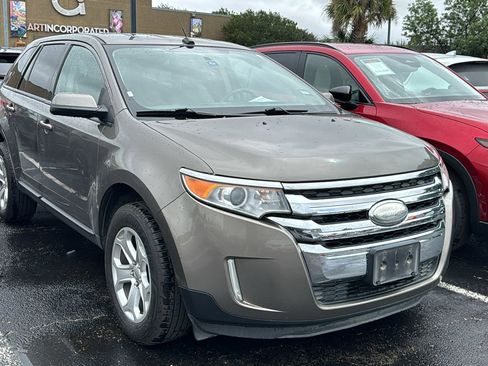 Used 2014 Ford Edge SEL w/ Equipment Group 204A FWD image 2