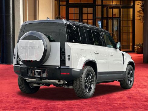 New 2026 Land Rover Defender 110 S image 10