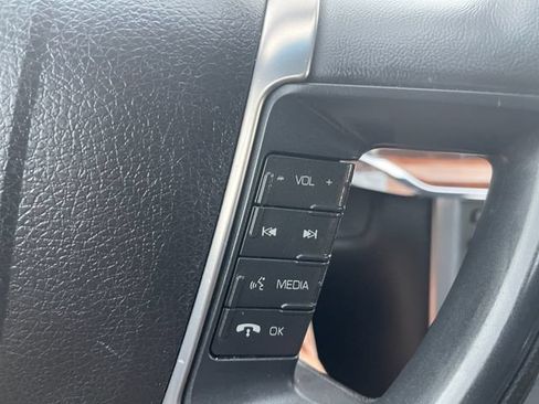 Used 2012 Lincoln MKZ AWD image 21