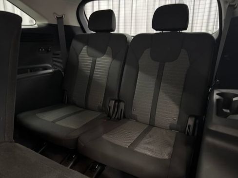 Certified 2023 Kia Sorento LX AWD/4WD image 12