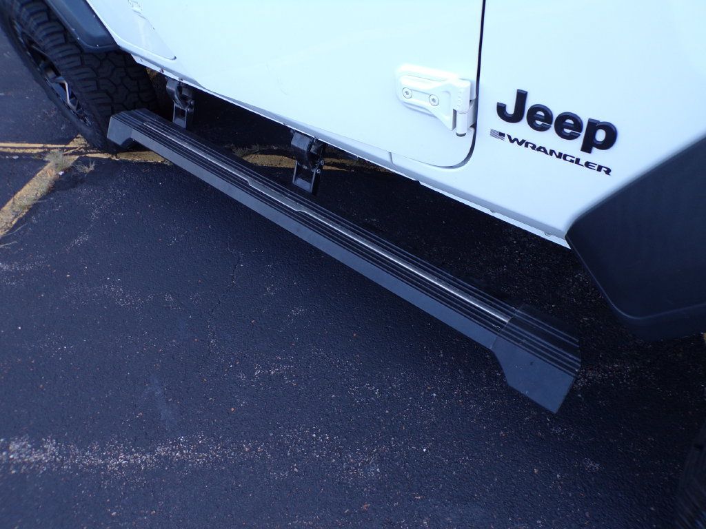 Used 2023 Jeep Wrangler Unlimited Sport AWD/4WD image 7