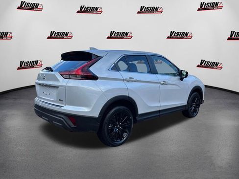 New 2024 Mitsubishi Eclipse Cross LE image 5