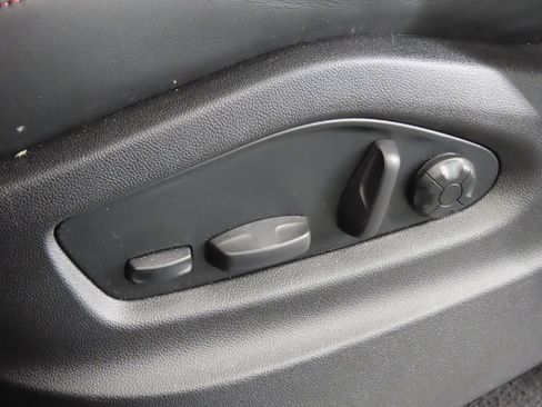 Certified 2026 Porsche Cayenne E-Hybrid Coupe AWD/4WD image 42