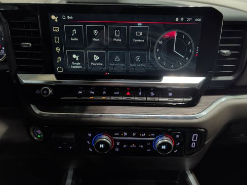 Used 2024 GMC Sierra 1500 SLT w/ SLT Premium Plus Package image 11