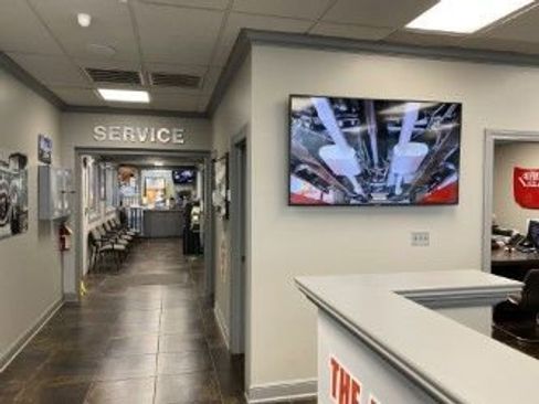 Used 2015 Chevrolet Colorado Z71 w/ LPO, Bed Protection Package image 35