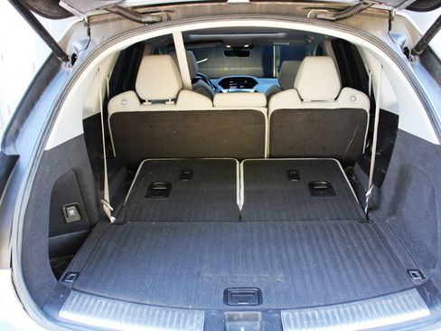 Used 2020 Acura MDX FWD image 18