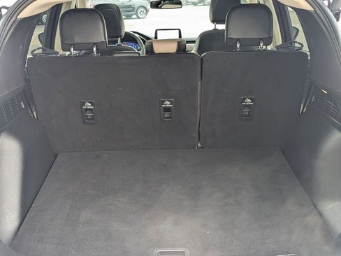 Used 2020 Ford Escape Titanium image 26