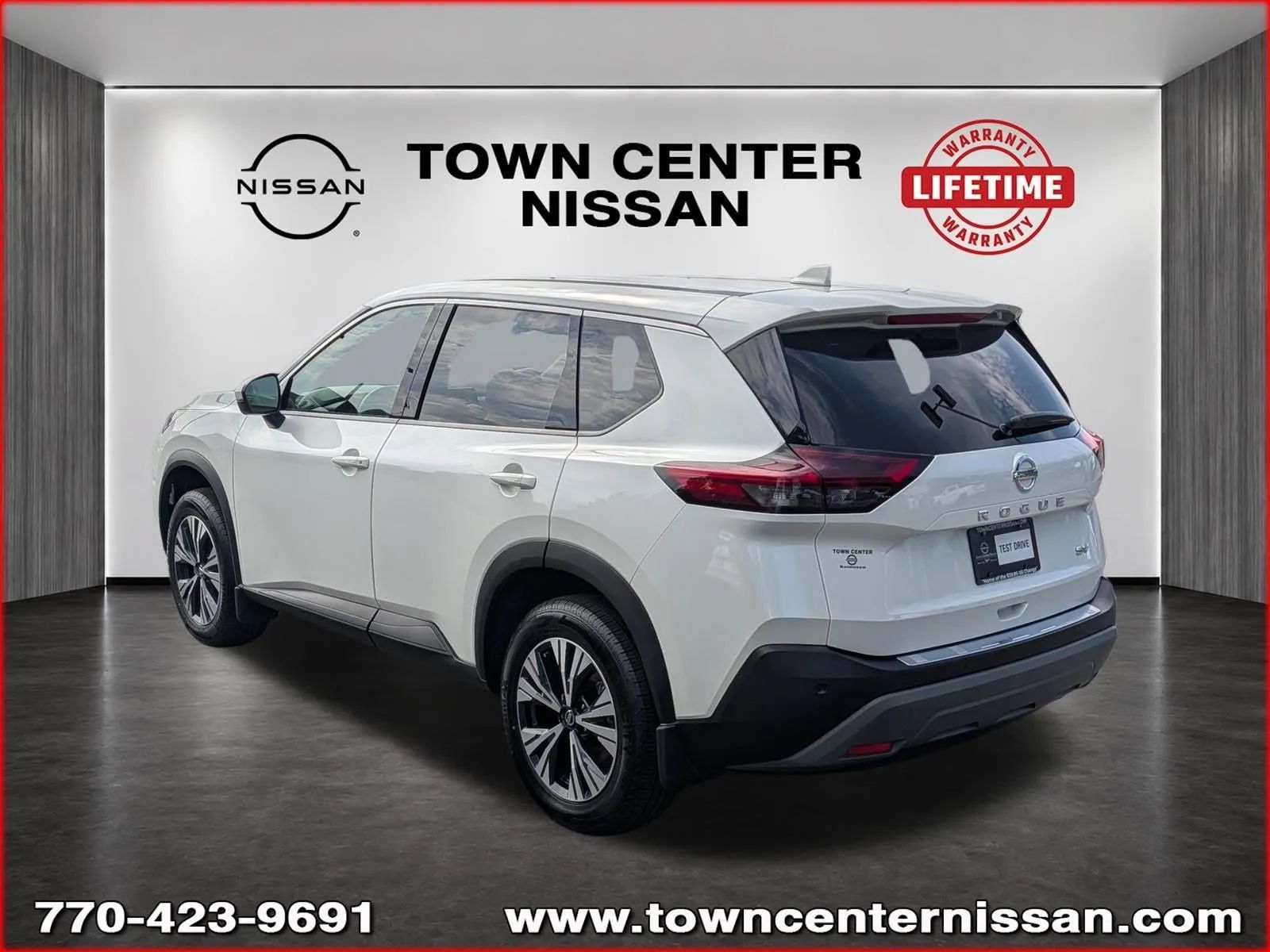 Used 2021 Nissan Rogue SV FWD image 5
