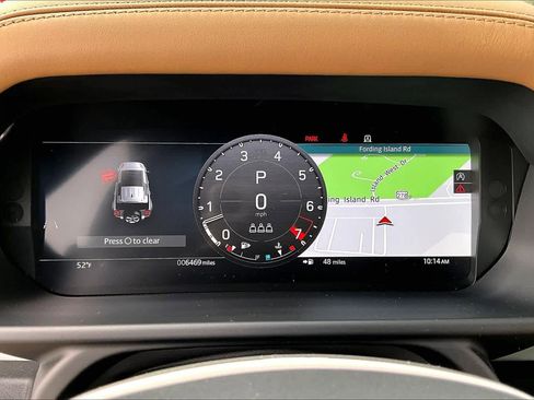 Used 2025 Land Rover Defender 110 X-Dynamic SE image 24