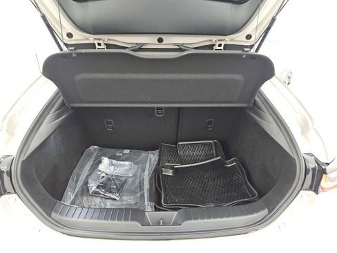 Used 2024 MAZDA MAZDA3 Hatchback w/Premium Plus Pkg image 31