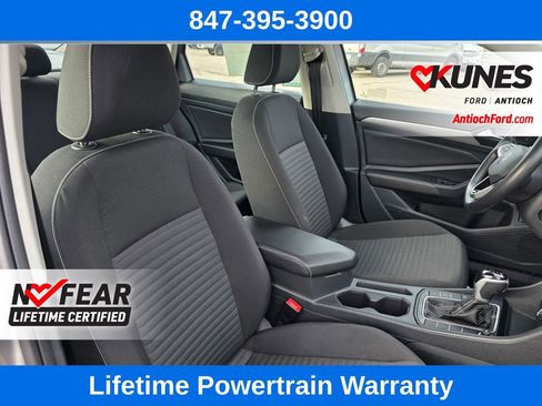 Used 2024 Volkswagen Jetta S image 29