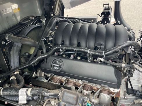 Used 2024 Chevrolet Low Cab Forward image 28