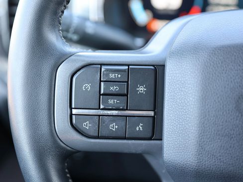 Used 2023 Ford F150 Lariat w/ Trailer Tow Package image 44