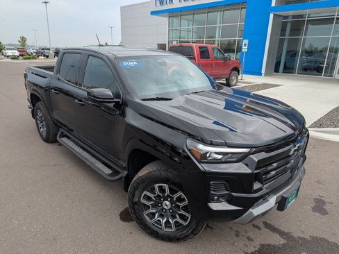 Certified 2026 Chevrolet Colorado Z71 w/ Technology Package AWD/4WD image 4