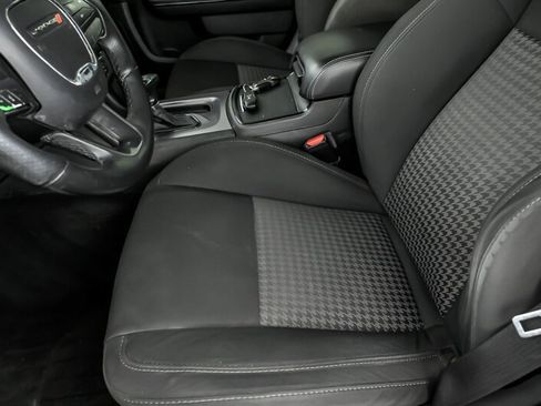 Used 2019 Dodge Charger R/T w/ Driver Confidence Group RWD image 17