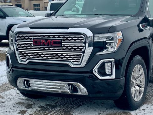 Used 2021 GMC Sierra 1500 Denali w/ Driver Alert Package II image 9