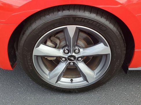 Used 2016 Ford Mustang Convertible w/ Equipment Group 051A RWD image 5