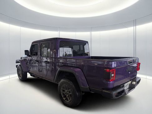 New 2026 Jeep Gladiator Sport AWD/4WD image 6