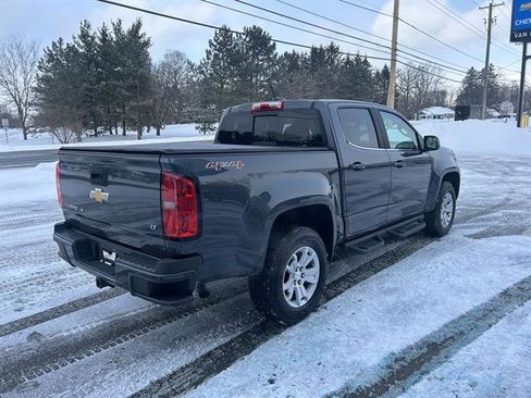 Used 2017 Chevrolet Colorado LT w/ LT Convenience Package image 6