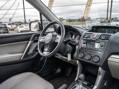 Used 2015 Subaru Forester 2.5i Limited w/ Popular Package #2 image 20