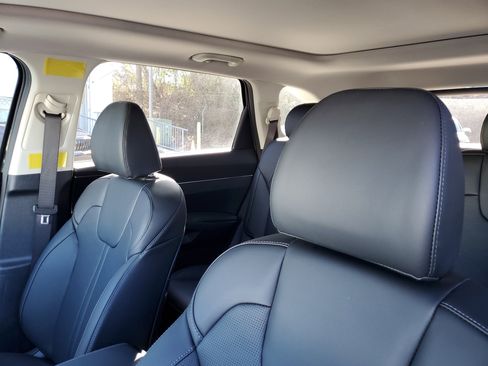 New 2026 Kia Sorento EX w/ EX Premium Package FWD image 18