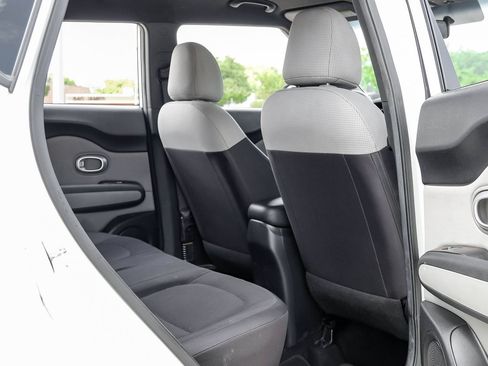 Used 2017 Kia Soul w/ Convenience Package FWD image 42