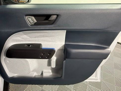 Used 2025 Ford Maverick XLT w/ Equipment Group 302A image 50