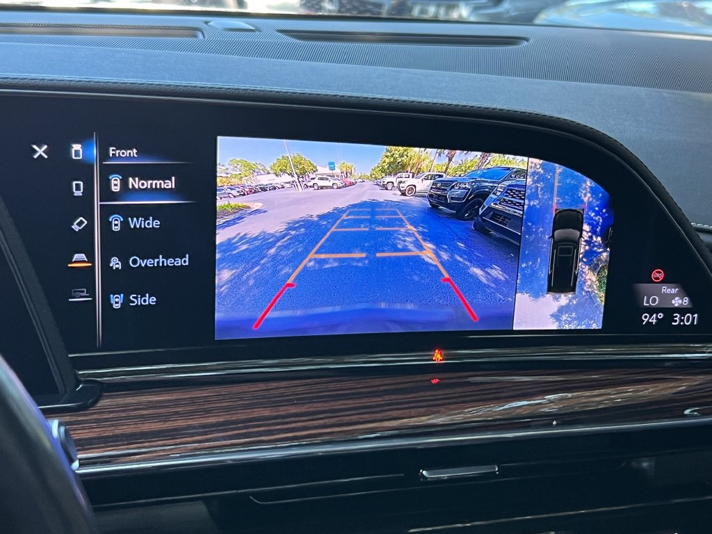 Used 2022 Cadillac Escalade ESV Premium Luxury RWD image 42