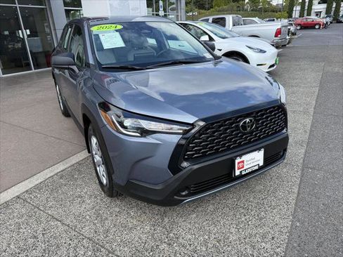 Certified 2024 Toyota Corolla Cross L FWD image 10