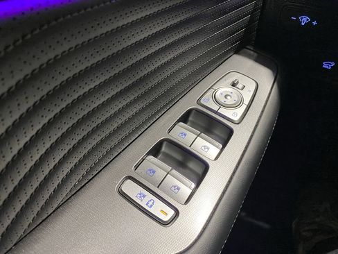 Used 2025 Hyundai Palisade Calligraphy AWD/4WD image 9