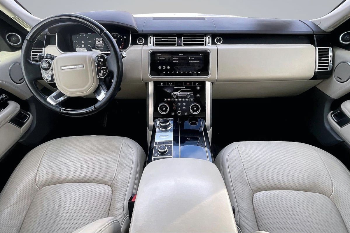 Used 2018 Land Rover Range Rover HSE AWD/4WD image 16