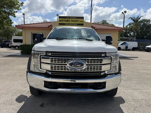 Used 2019 Ford F550 4x4 Crew Cab Super Duty image 8