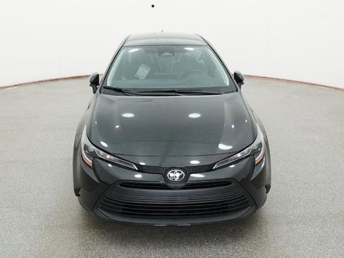 New 2026 Toyota Corolla LE image 2